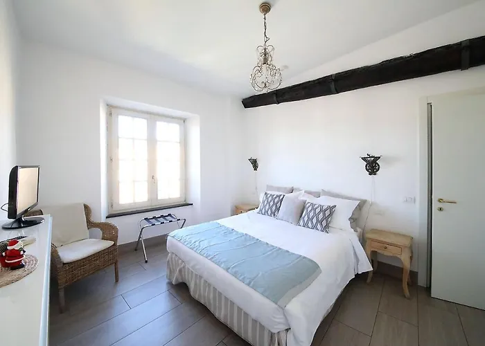 Bed & Breakfast La Superba & Breakfast 3*