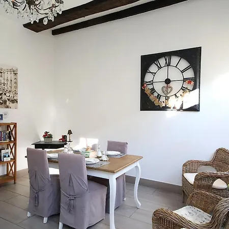 La Superba & Breakfast 3*